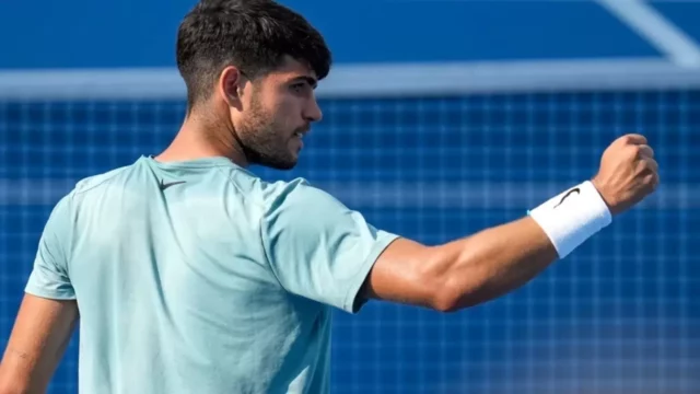 Carlos Alcaraz vystrelil späť: Prečo sa médiá mýlili s jeho novým trénerom
