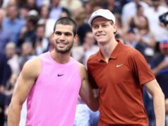 Carlos Alcaraz zostal bez slov po tom, čo ho mladý fanúšik prekabátil na výstave v Soule proti Jannikovi Sinnerovi Download app from appStore