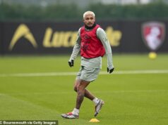 Celtic potvrdil zmluvu na hosťovanie obrancu Bournemouthu Juliana Arauja… a mohol by čeliť krstu ohňom Old Firm Julian Araujo bol na vedľajšej koľaji v Bournemouthe, ale teraz by mohol hrať v sobotu v Old Firm derby.