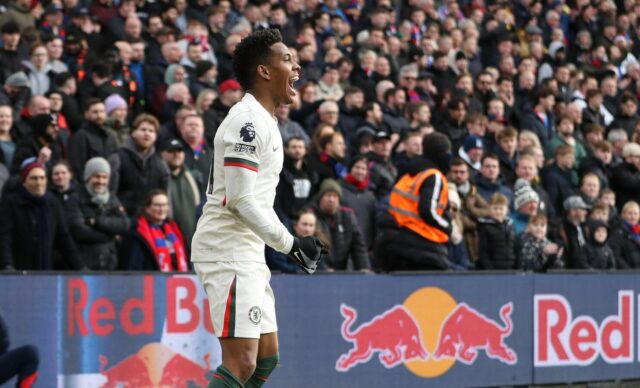Chelsea odsudzuje Crystal Palace k Spursy biede a obavám zo zostupu
