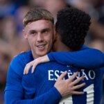 Cole Palmer a Estevao Willian