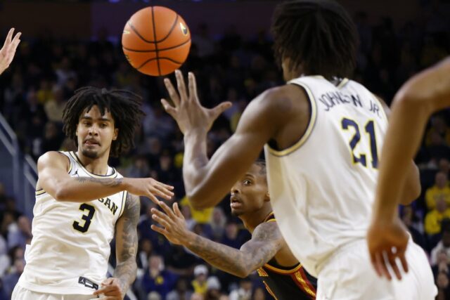 Basketbal NCAA: Južná Kalifornia v Michigane