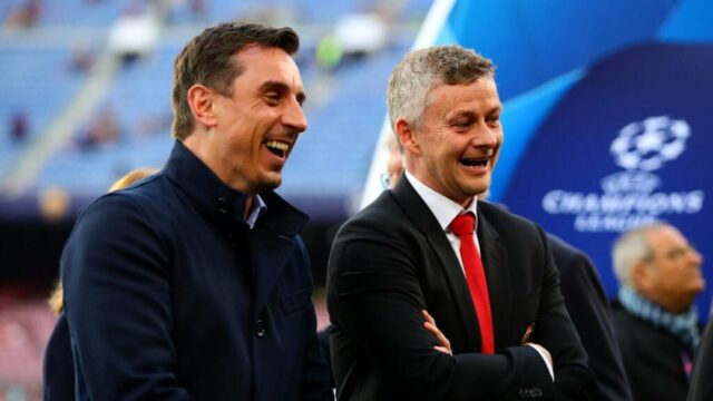 Čo si Gary Neville myslí o tom, že Ole Gunnar Čo si Gary Neville myslí o tom, že Ole Gunnar Solskjaer dostal prácu v Man Utd namiesto „fantastických ľudí“
