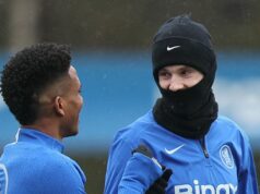 Cole Palmer dáva jasne najavo svoje pocity, keď hviezda Chelsea navštevuje tréning v spojení s Man Utd Cole Palmer počas tréningu