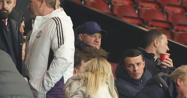 Coleen si všimol trápny gaffe Wayna Rooneyho pre Kaiov debut Wayne Rooney