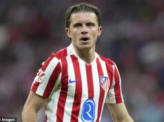 Conor Gallagher sa rozhodol odletieť do Anglicka pred lekárskym Tottenhamom DNES po tom, čo ukradli pochod na Aston Villu za 34,7 milióna libier Conor Gallagher má dnes ráno odletieť do Anglicka pred lekárskou prehliadkou v Tottenhame