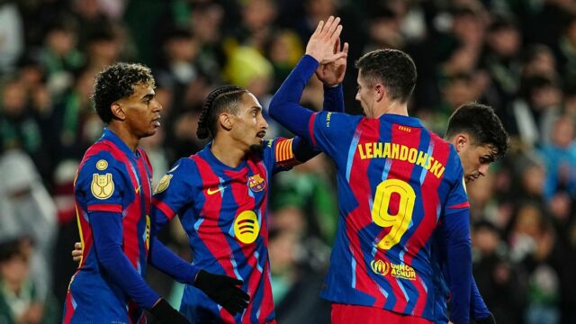 Copa del Rey: Barcelona postúpila do štvrťfinále výhrou 2:0 nad Copa del Rey: Barcelona postúpila do štvrťfinále výhrou 2:0 nad Racing Santander