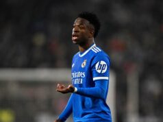 Courtois odpálil rasistické chorály namierené proti hviezde Realu Madrid Viniciusovi Courtois odpálil rasistické chorály namierené proti hviezde Realu Madrid Viniciusovi