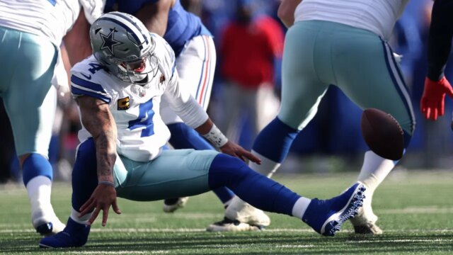 Cowboys utrpeli po sebe idúce prehraté sezóny, keďže Dak Prescott je na lavičke a obranca je vylúčený v nevyrovnanej strate
