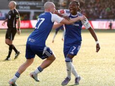 Crystal Palace vypadol z FA Cupu, pretože neligový Macclesfield písal históriu Isaac Buckley-Ricketts oslavuje gól za Macclesfield FC proti Crystal Palace