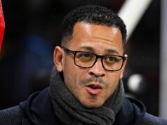 Ďalší manažér Chelsea: Liam Rosenior naznačil, že plán výmeny Enza Marescu sa formuje Liam Rosenior odmietol vylúčiť, že sa stane novým hlavným trénerom Chelsea