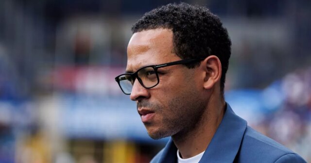 Hlavný tréner Štrasburgu Liam Rosenior bol spájaný s uvoľnenou manažérskou pozíciou v Chelsea.