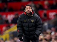 Darren Fletcher mieri kopaním na Rubena Amorima s nárokom na formáciu Darren Fletcher mieri kopaním na Rubena Amorima s nárokom na formáciu