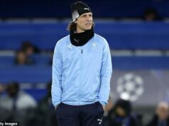 David Luiz robí dojemné gesto legendárnemu bývalému zamestnancovi Chelsea – po tom, čo sa kultový hrdina vrátil na Stamford Bridge Bývalá hviezda Chelsea David Luiz urobil dojemné gesto bývalému zamestnancovi, keď sa v stredu vrátil do klubu s Pafos FC.