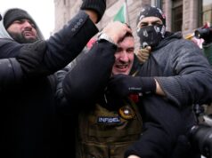 Demonštrácia proti ICE vyhnala amerického krajne pravicového ovplyvňovateľa Jakea Langa v Minneapolise | Správy o protestoch Demonštrácia proti ICE vyhnala amerického krajne pravicového ovplyvňovateľa Jakea Langa v Minneapolise | Správy o protestoch