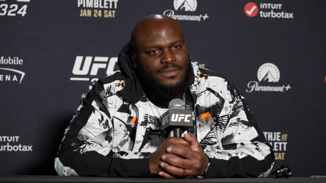 Derrick Lewis bol ohromený tým, že je smoliar vs. Waldo Download app from appStore