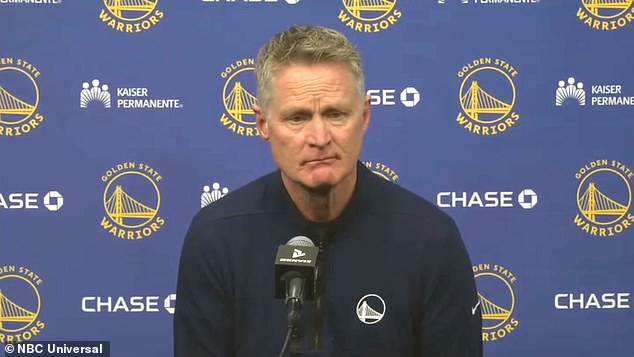 Dlhoročný kritik Trumpa Steve Kerr vo vášnivom prejave vyslovil pochmúrny Hlavný tréner Golden State Warriors Steve Kerr sa vyjadril k poslednej smrteľnej streľbe na ICE