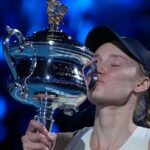 Dokáže Rybakina po úspechu na Australian Open spochybniť Sabalenkovej svetovú jedničku?