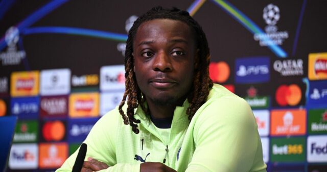 Doku zaútočil na hororovú hviezdu Man Utd po obavách z Doku zaútočil na hororovú hviezdu Man Utd po obavách z vážneho zranenia | Futbal | Šport