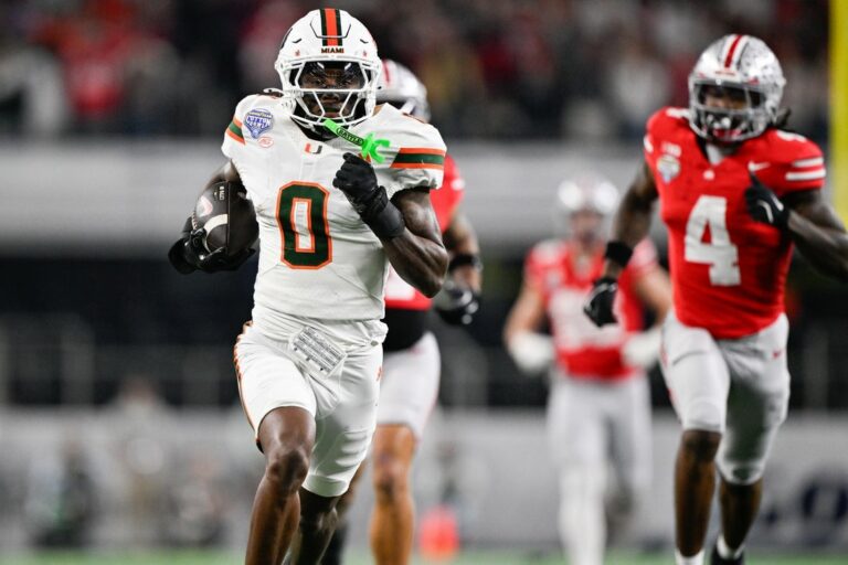 Dramatický beh CFP do konca pre Miami alebo Ole Miss na Fiesta Bowl