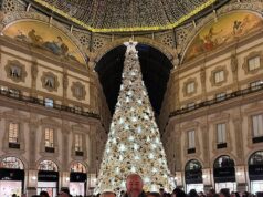 Dve DCÉRY Luka Sayersa hádžu svoju „plnú podporu“ za otca kvôli škandálu „d*** pic“, ktorý jeho manželka žaluje za ohováranie Bývalý prezident Carltonu Luke Sayers dostáva verejnú podporu od dcér, keďže spor o ohováranie smeruje k súdnemu konaniu