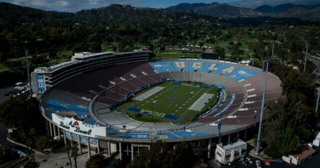 E-maily odhaľujú, že rozhovory UCLA a SoFi Stadium siahajú do roku 2024
