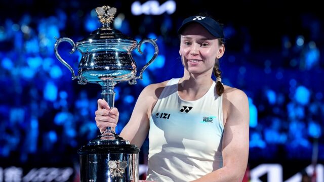 Elena Rybakina porazila Arynu Sabalenkovú a získala titul Australian Open
