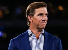 Eli Manning údajne zaostáva za hlasmi v Sieni slávy profesionálneho futbalu Eli Manning údajne zaostáva za hlasmi v Sieni slávy profesionálneho futbalu