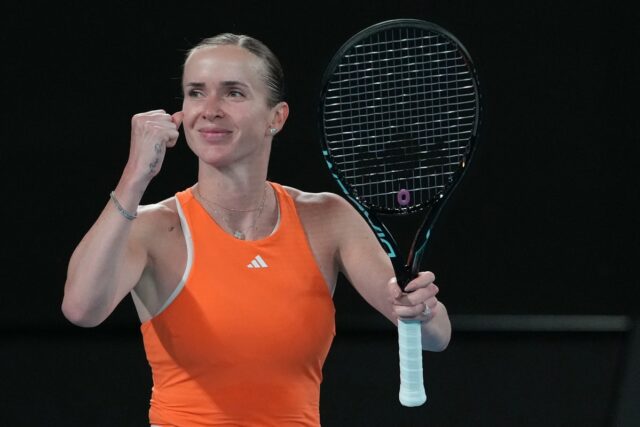 Aryna Sabalenková opakovane žiadala mier, vo štvrtok si so Svitolinou nepotriasa rukou (Getty)