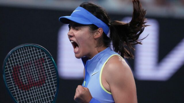 Emma Raducanu pokračuje v sérii Australian Open, zatiaľ čo misia hodnotenia pokračuje
