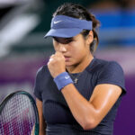 Emma Raduucanu bojuje, aby vyhrala prvý zápas v roku 2026 a získala podporu v rebríčku WTA