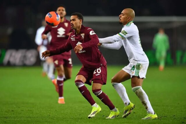 Espanyol sa dohodol na prestupovej zmluve s Neapolom
