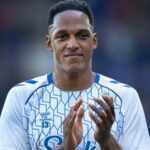 Everton nadviazal kontakt na 6ft 4 obrieho obrancu s podobnosťou ako Yerry Mina