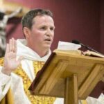 Ex-Man Utd hviezda bola bez peňazí a stala sa kňazom v prekvapivej zmene | Futbal | Šport