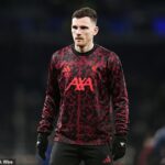 Fanúšikovia Liverpoolu zostali zmätení rozhodnutím klubu tento mesiac zdanlivo nechať Andyho Robertsona opustiť klub.