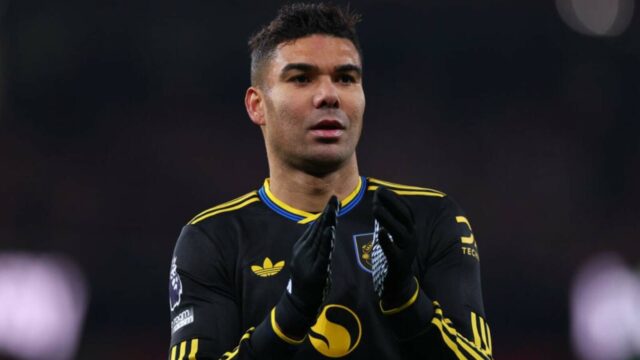 Fanúšikovia Manchestru United rue Casemiro situáciu, keď sa mení nálada na Old Trafford
