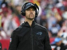 Fanúšikovia NFL roztrhali Davea Canalesa po tom, čo Panthers prehrali 34:31 s Rams v kole divokej karty logo pochodového šialenstva