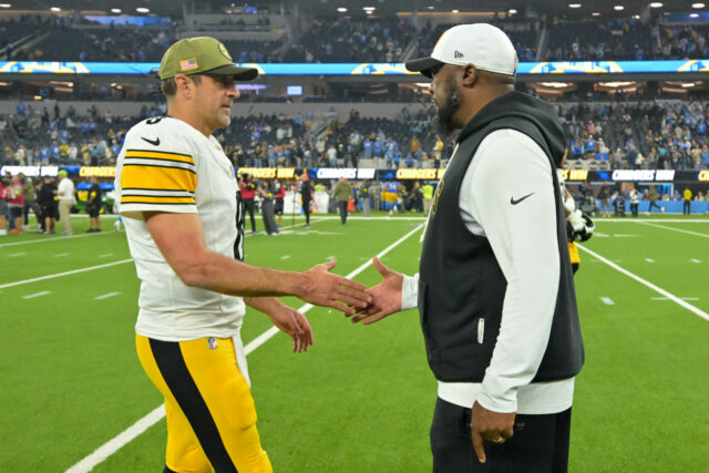 Fanúšikovia NFL volajú médiá Steelers pre "hlúpu" otázku Aaronovi Rodgersovi logo pochodového šialenstva