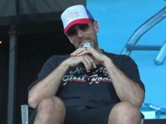 Fanúšikovia NFL zostali ohromení, keď sa znovu objavil štvormesačný klip, ktorý PRESNE predpovedal, ako skončil thriller Steelers-Ravens Fanúšikovská otázka položená Aaronovi Rodgersovi na koncerte sa ukázala byť desivo presná