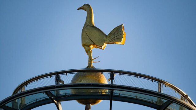 Fanúšikovia obviňujú Spurs z „dramatického poklesu ambícií“
