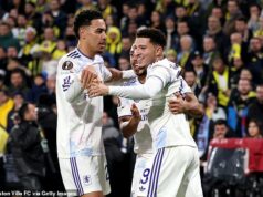 Fenerbahce 0:1 Aston Villa: Electric Jadon Sancho dokazuje, prečo je dôležitým kúskom skladačky Unaia Emeryho s víťazným gólom – ale návštevníci musia v januári ešte upevniť jednu kľúčovú pozíciu, píše NATHAN SALT Prvý gól Jadona Sancha v drese Aston Villy si zabezpečil miesto v Európskej lige posledných 16.