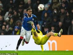 Fenerbahce „nemá záujem“ o mladíka Rangers Youssefa Chermitiho, ďalšieho útočníka spájaného s Celticom: AKTUALIZÁCIA SCOTTISH SPORT Youssef Chermiti z Rangers v akcii proti Ludogorcu v Európskej lige