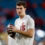 Fernando Mendoza z Indiany tvrdí, že randenie môže vykoľajiť futbalové zameranie