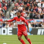 Fire, M. Kelly's Acosta sa rozchádza