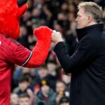 Fletcher si v pondelok vypočuje osud manažéra Man Utd a nalieha na hráčov, aby „nepremrhali sezónu“