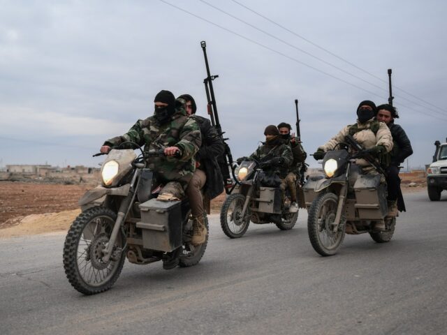 Fotografie: Sýrska armáda vstúpila do Deir Hafer po stiahnutí SDF | Sýrske vojnové správy
