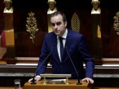 Francúzska vláda prežila hlasovanie o nedôvere | Politické správy Francúzska vláda prežila hlasovanie o nedôvere | Politické správy