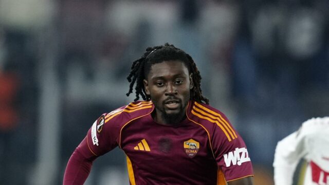 Francúzsky stredopoliar Kone má roztrhnutie stehna: Roma Francúzsky stredopoliar Kone má roztrhnutie stehna: Roma