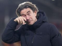 Frank je v Spurs odsúdený na zánik, keďže opakovanie Arsenalu spôsobuje, že nudiaci sa fanúšikovia posielajú jasný odkaz v žrebovaní Brentfordu Frank je v Spurs odsúdený na zánik, keďže opakovanie Arsenalu spôsobuje, že nudiaci sa fanúšikovia posielajú jasný odkaz v žrebovaní Brentfordu