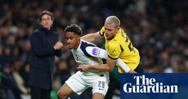 Frank si po hodení kockami Tottenhamu zarába na oddych – mohla by ho Európa ochrániť pred vyhodením? | Tottenham Hotspur
